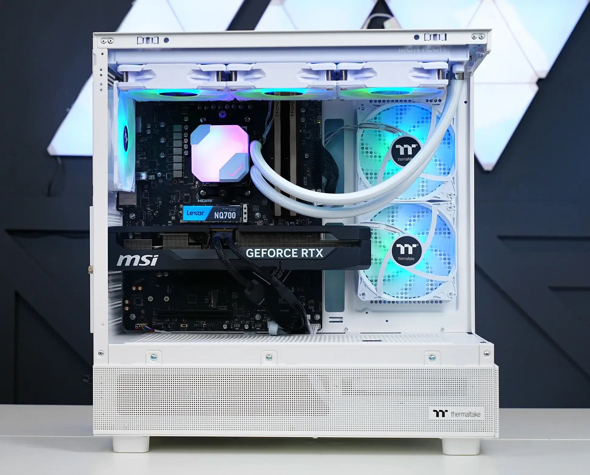 TECHNOID Glass Gaming PC - GeForce RTX 5070 - AMD Ryzen 7 7800X3D - 32GB DDR5 - 2TB SSD - Win 11 PRO - AI Ready - VR Compatible - Wifi Bluetooth