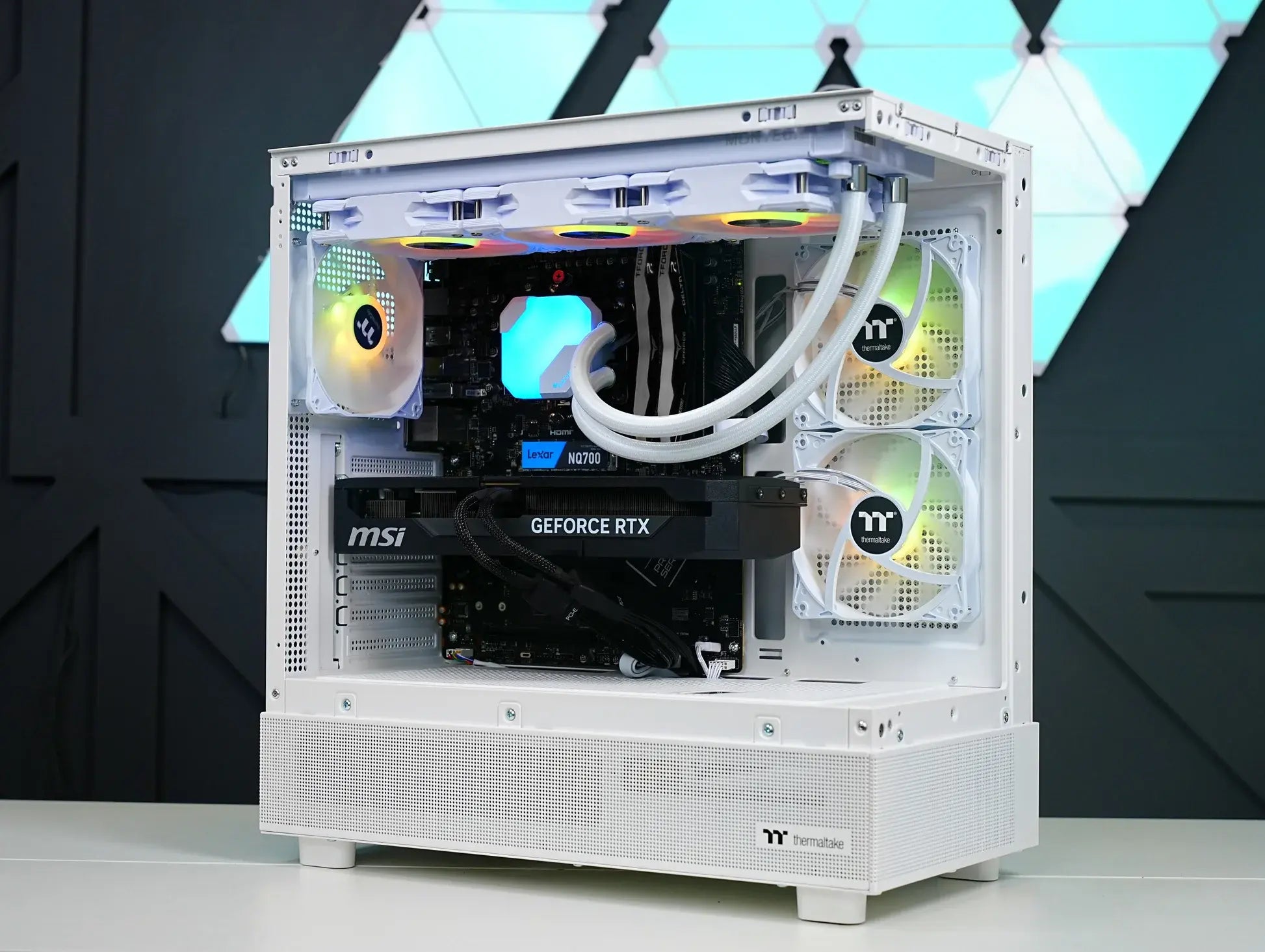 TECHNOID Glass Gaming PC - GeForce RTX 5070 - AMD Ryzen 7 7800X3D - 32GB DDR5 - 2TB SSD - Win 11 PRO - AI Ready - VR Compatible - Wifi Bluetooth