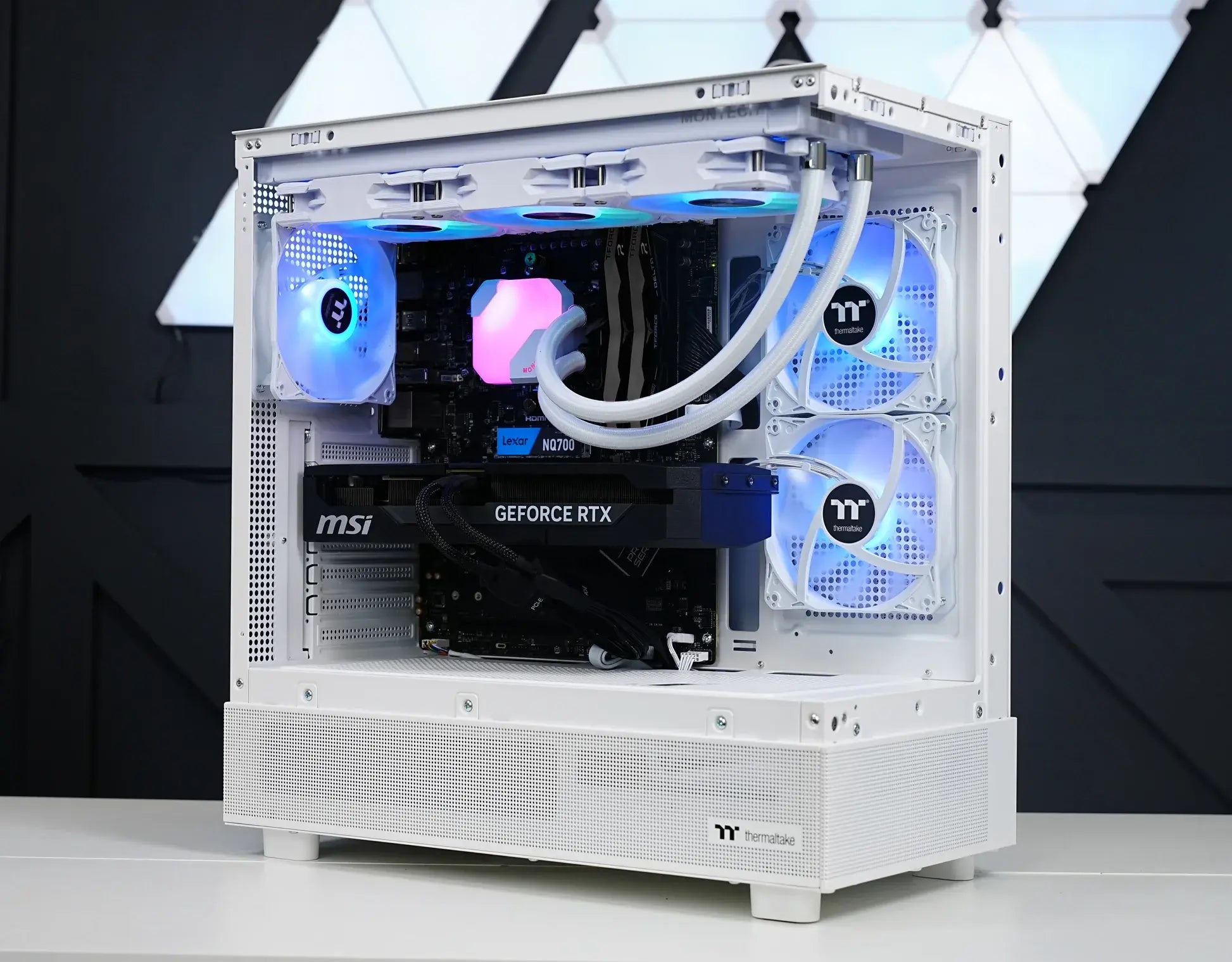 TECHNOID Glass Gaming PC - GeForce RTX 5070 - AMD Ryzen 7 7800X3D - 32GB DDR5 - 2TB SSD - Win 11 PRO - AI Ready - VR Compatible - Wifi Bluetooth