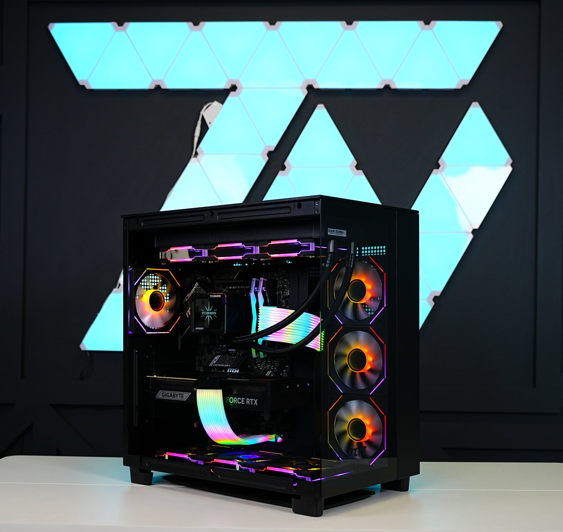 TECHNOID Frozen Gaming PC - RTX 5070 - AMD Ryzen 7 9700X - 32GB DDR5 - 2TB SSD - Win 11 PRO - AI Ready - 850w 80 Plus Gold PSU - VR Compatible - Black