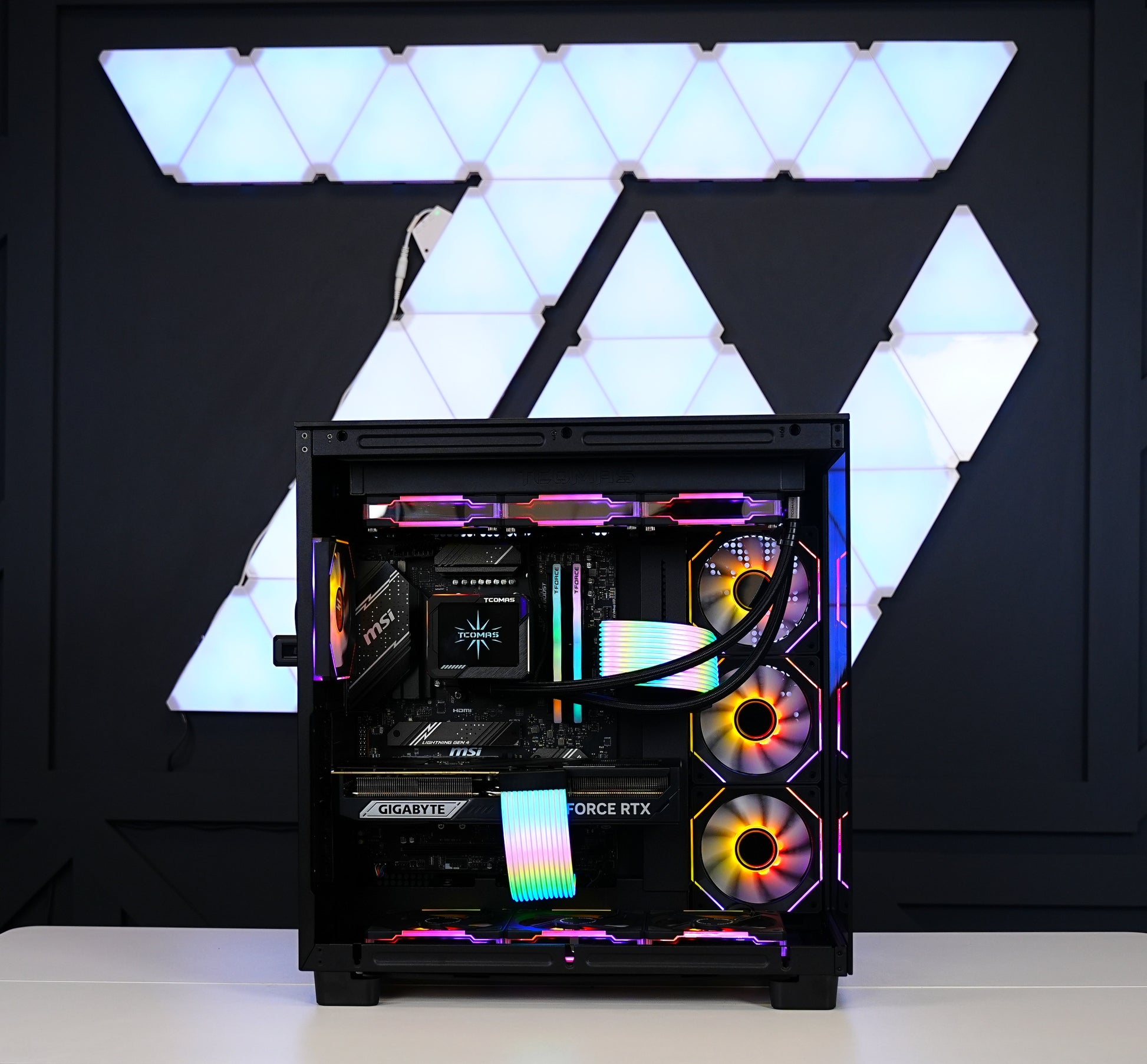 TECHNOID Frozen Gaming PC - RTX 5070 - AMD Ryzen 7 9700X - 32GB DDR5 - 2TB SSD - Win 11 PRO - AI Ready - 850w 80 Plus Gold PSU - VR Compatible - Black