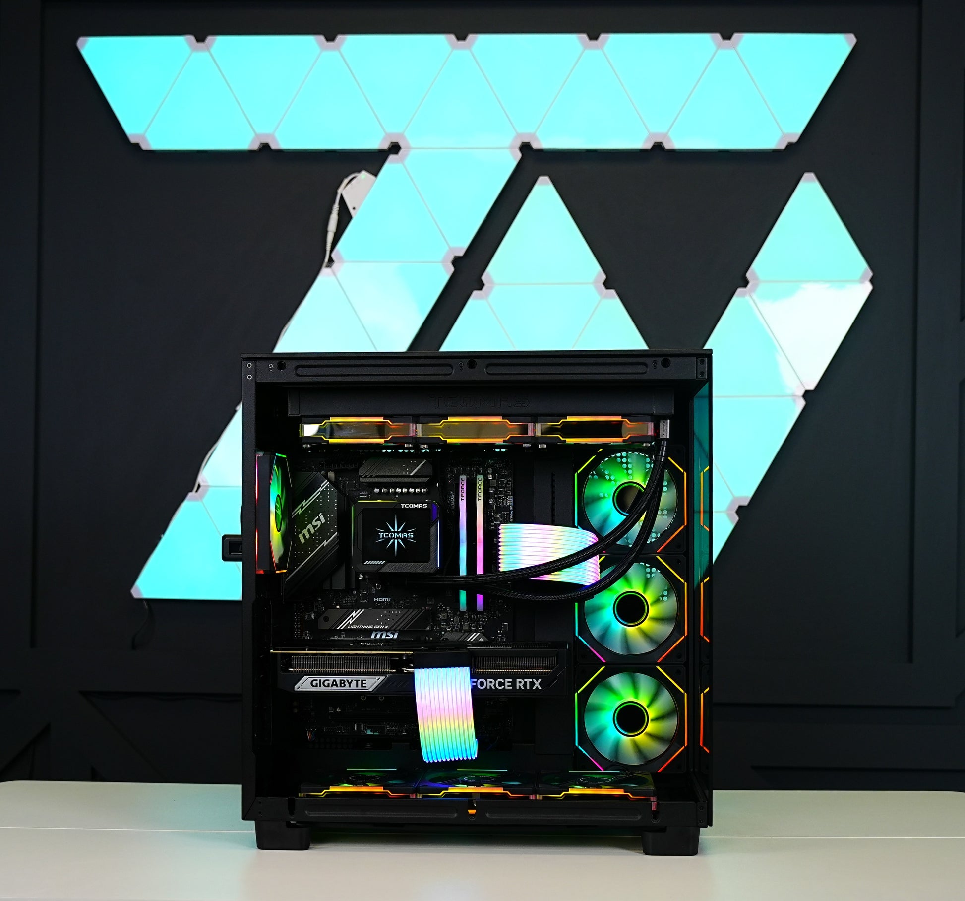 TECHNOID Frozen Gaming PC - RTX 5070 - AMD Ryzen 7 9700X - 32GB DDR5 - 2TB SSD - Win 11 PRO - AI Ready - 850w 80 Plus Gold PSU - VR Compatible - Black