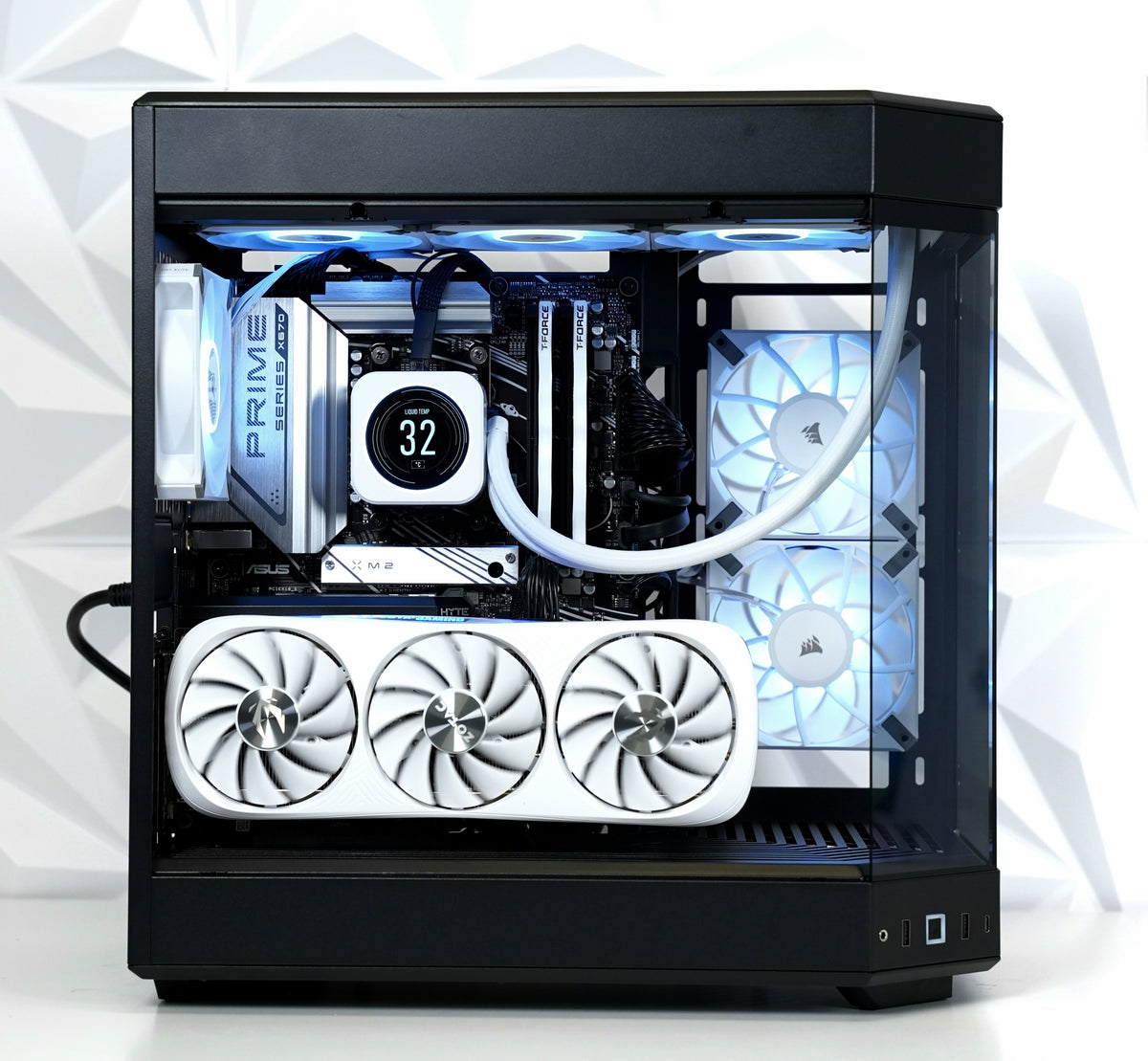 TECHNOID Limited Edition Gaming PC - GeForce RTX 5070 - AMD Ryzen 7 7800X3D - 32GB DDR5 - 2TB SSD - Win 11 PRO - AI Ready - 850w 80 Plus Gold PSU - VR Compatible - LCD AIO